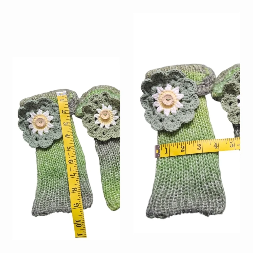 Hand Crafted Crochet Winter 3pc Set Green Ombré Beanie Scarf gloves wool floral